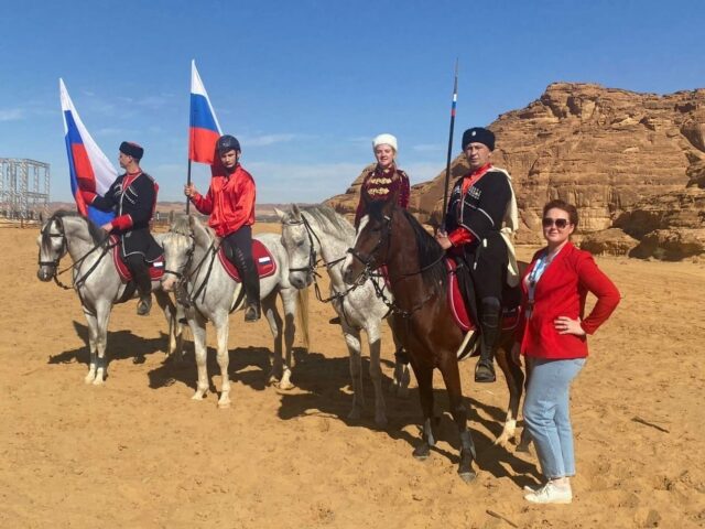 соревнования по тентпеггингу